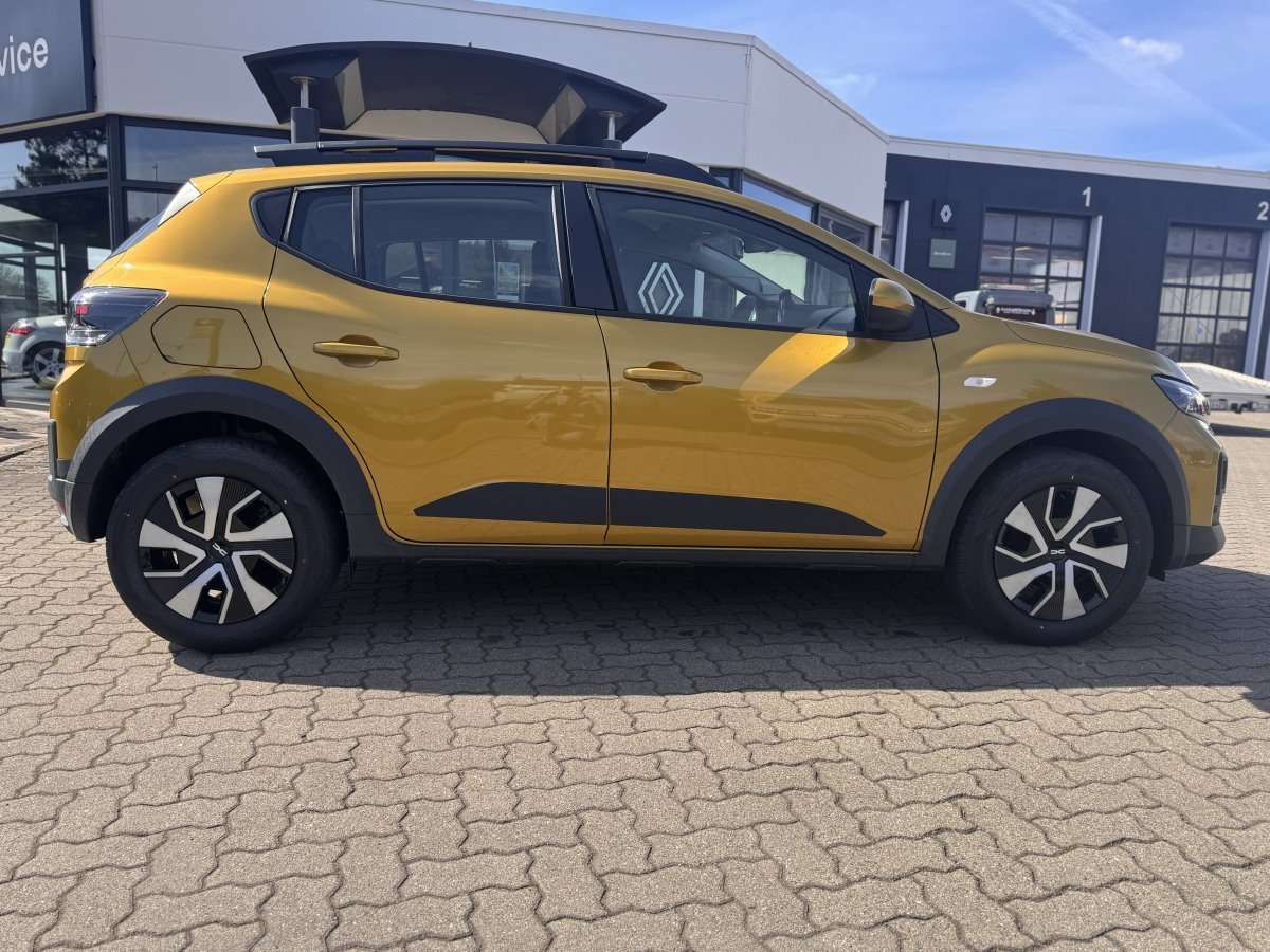 Fahrzeugbild eines Dacia Sandero