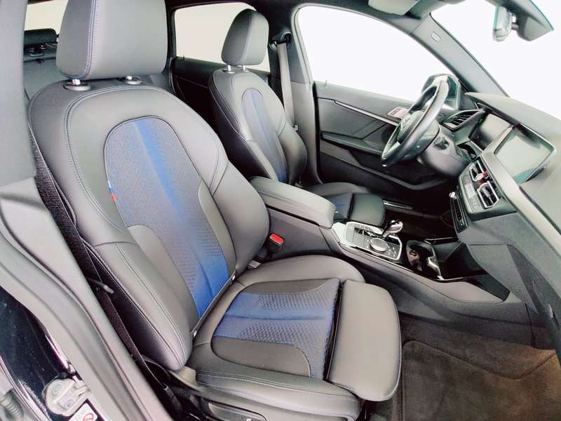 Fahrzeugbild eines BMW 2er-Reihe