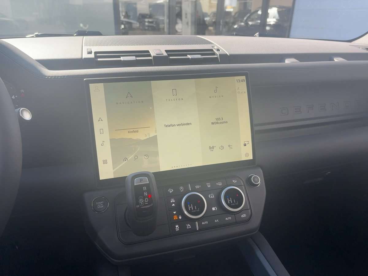 Fahrzeugbild eines Land Rover Defender