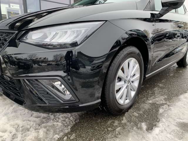 Fahrzeugbild eines SEAT Ibiza