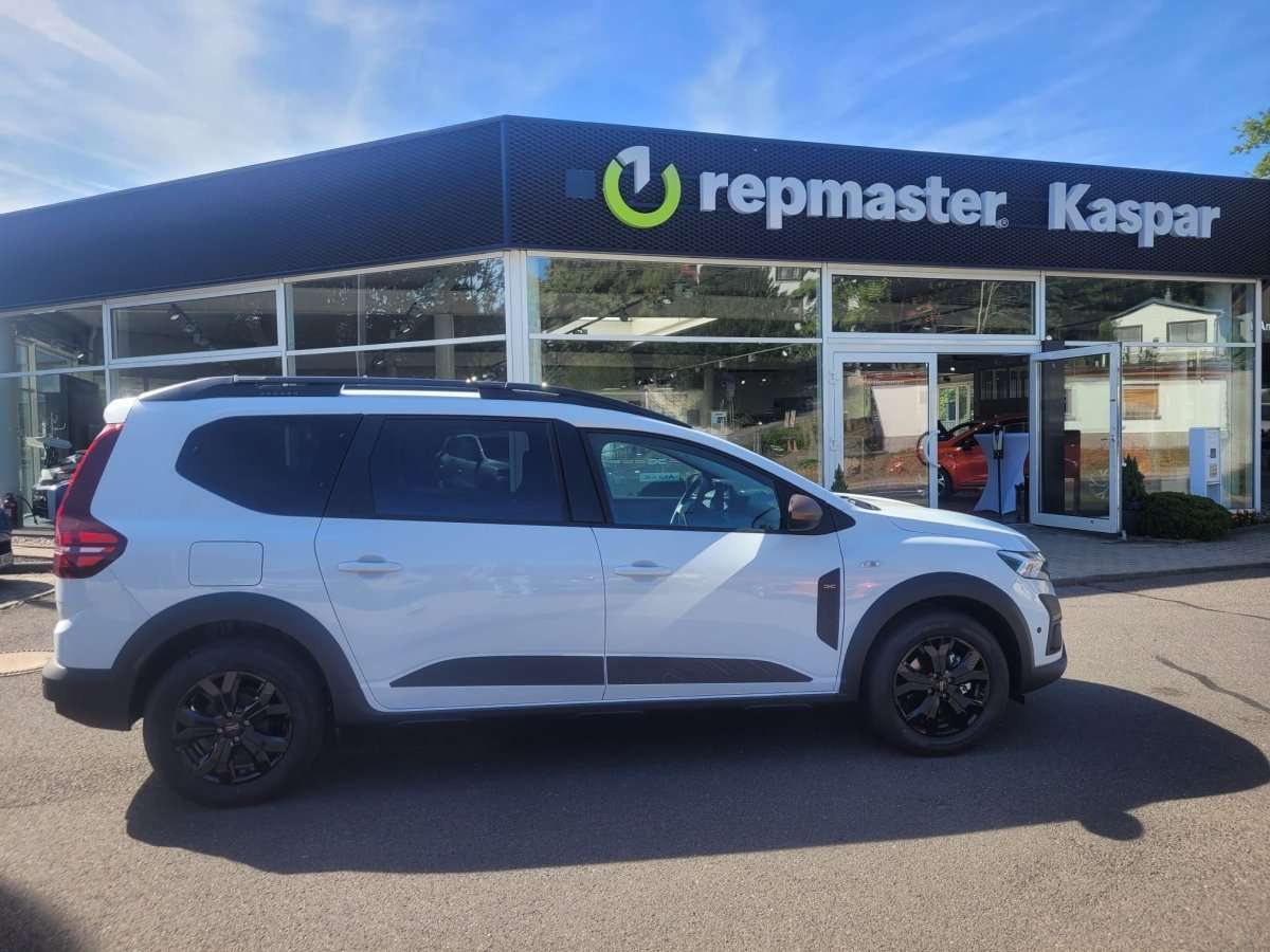 Fahrzeugbild eines Dacia Jogger