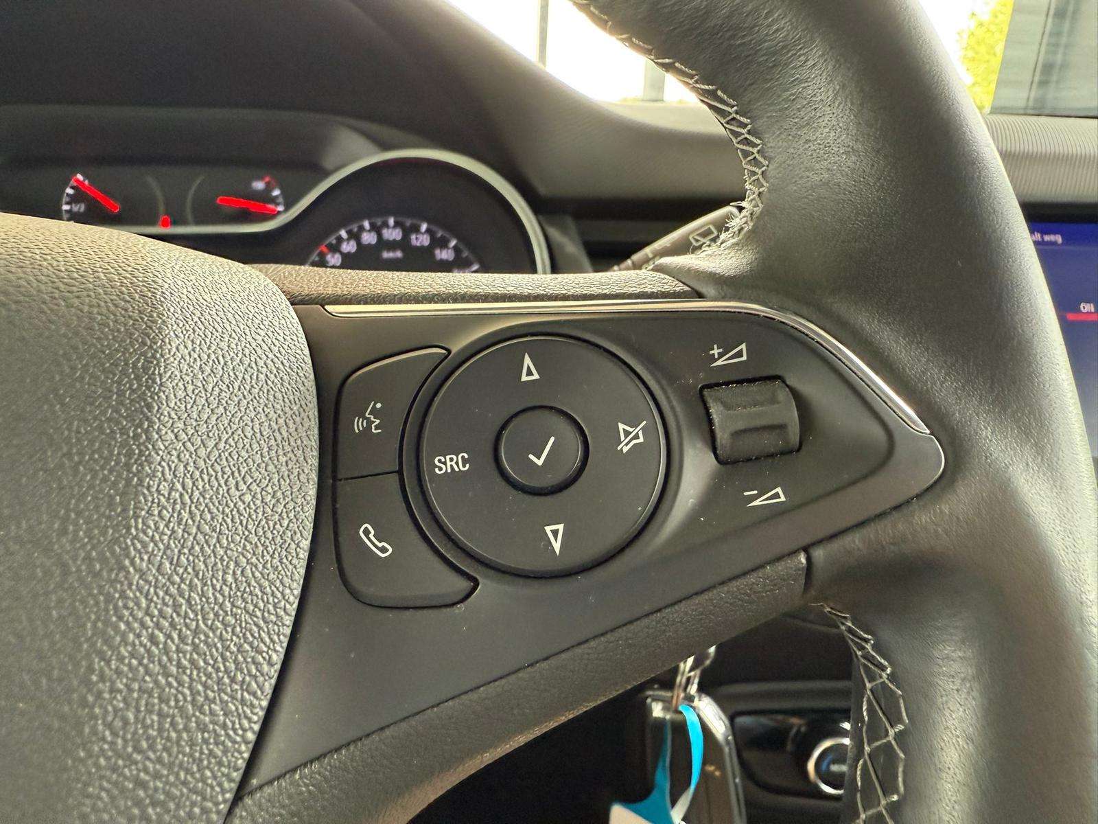 Fahrzeugbild eines Opel Crossland X