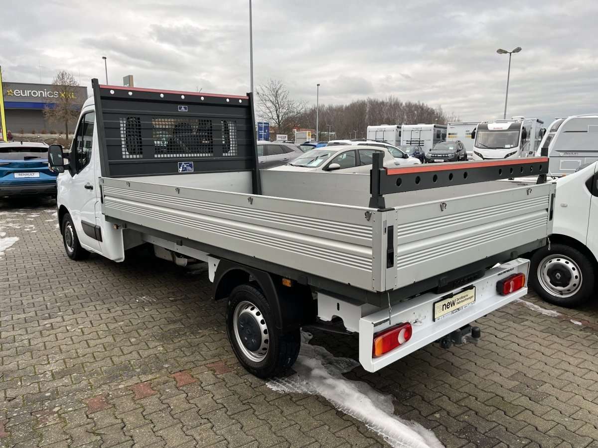 Fahrzeugbild eines Renault Master
