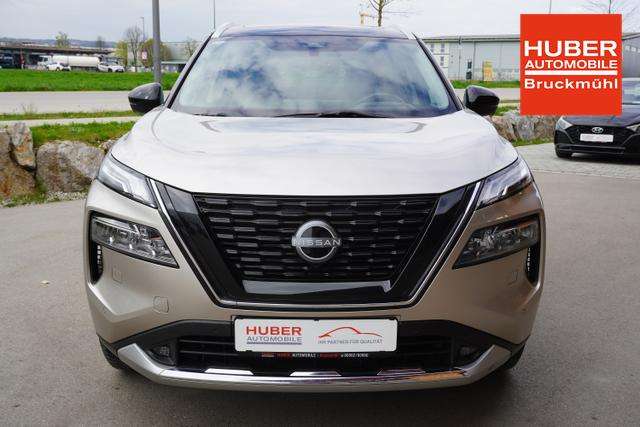 Fahrzeugbild eines Nissan X-TRAIL