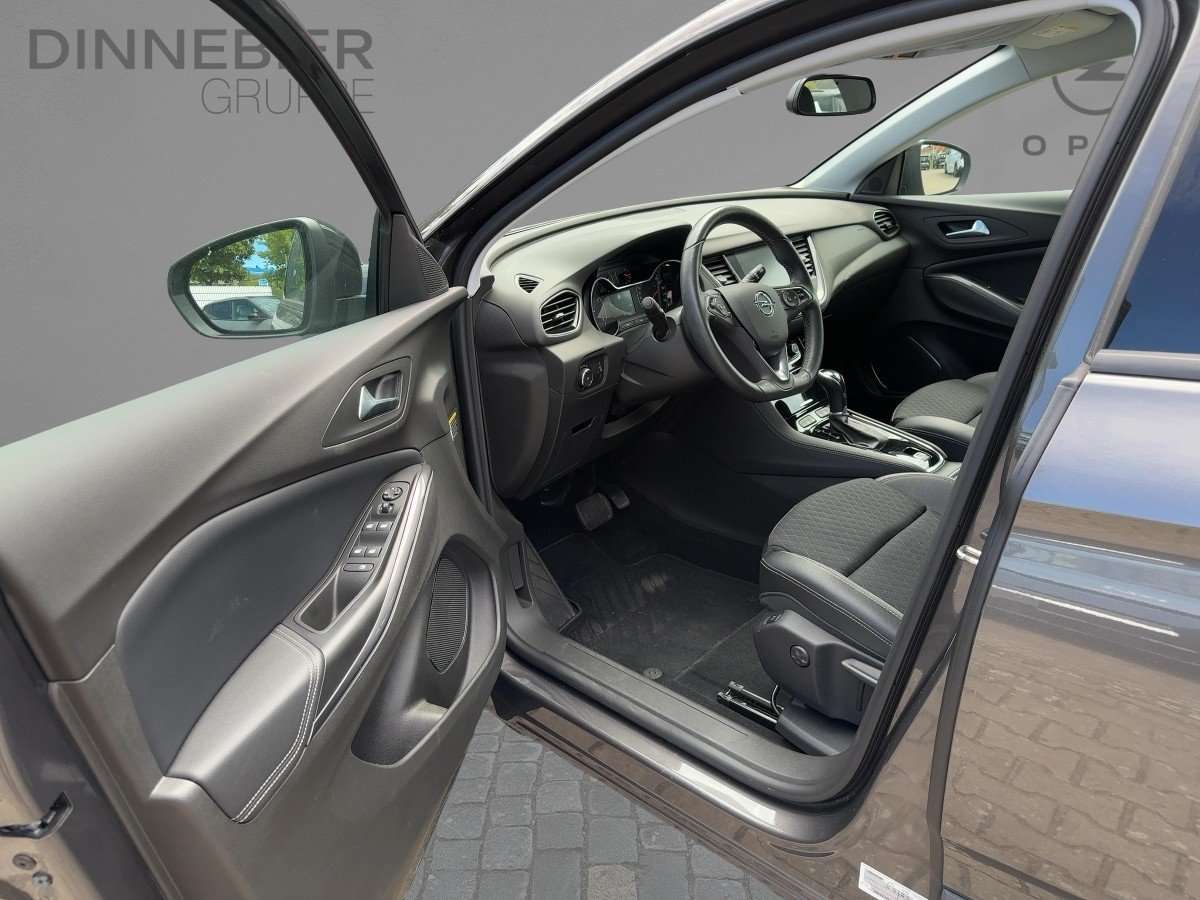 Fahrzeugbild eines Opel Grandland X
