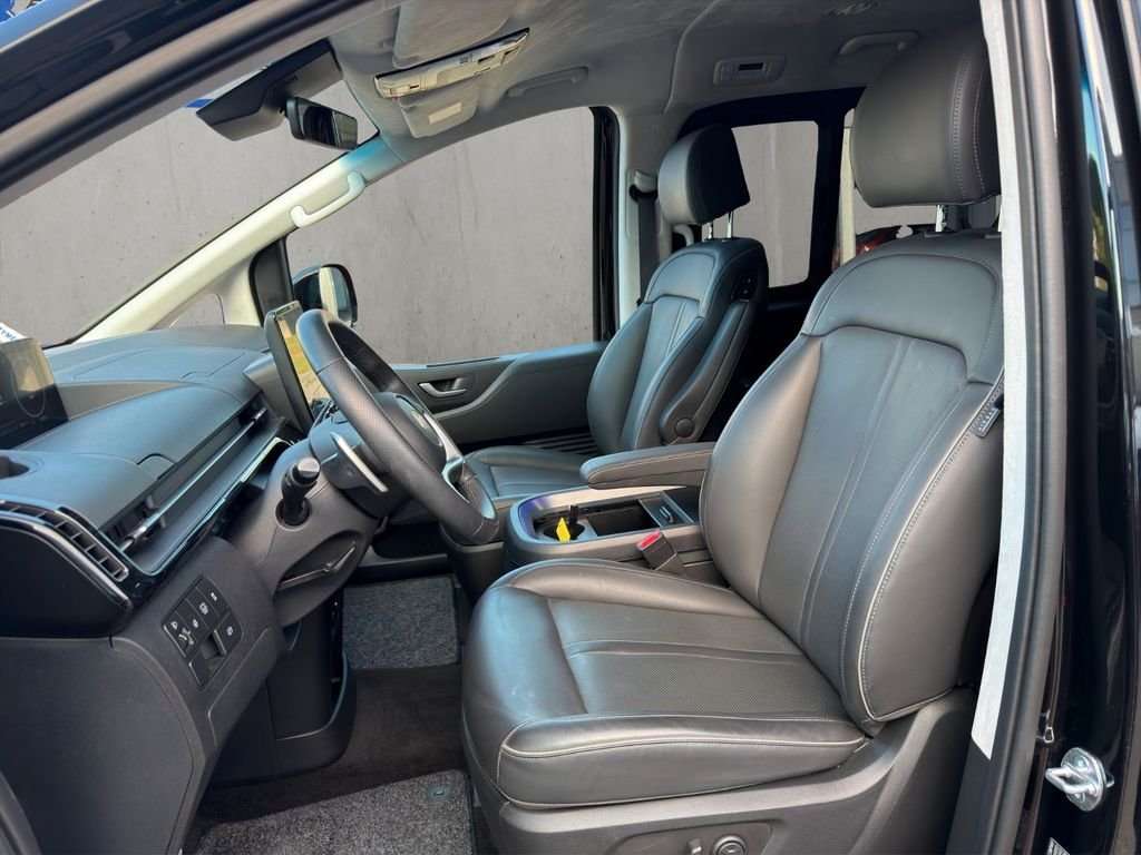 Fahrzeugbild eines Hyundai Staria
