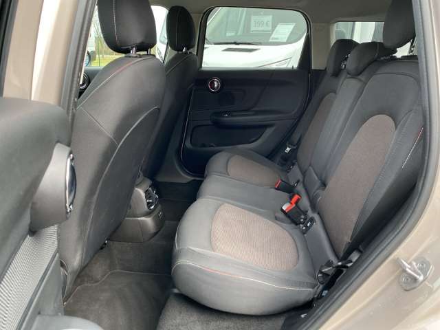 Fahrzeugbild eines MINI Countryman