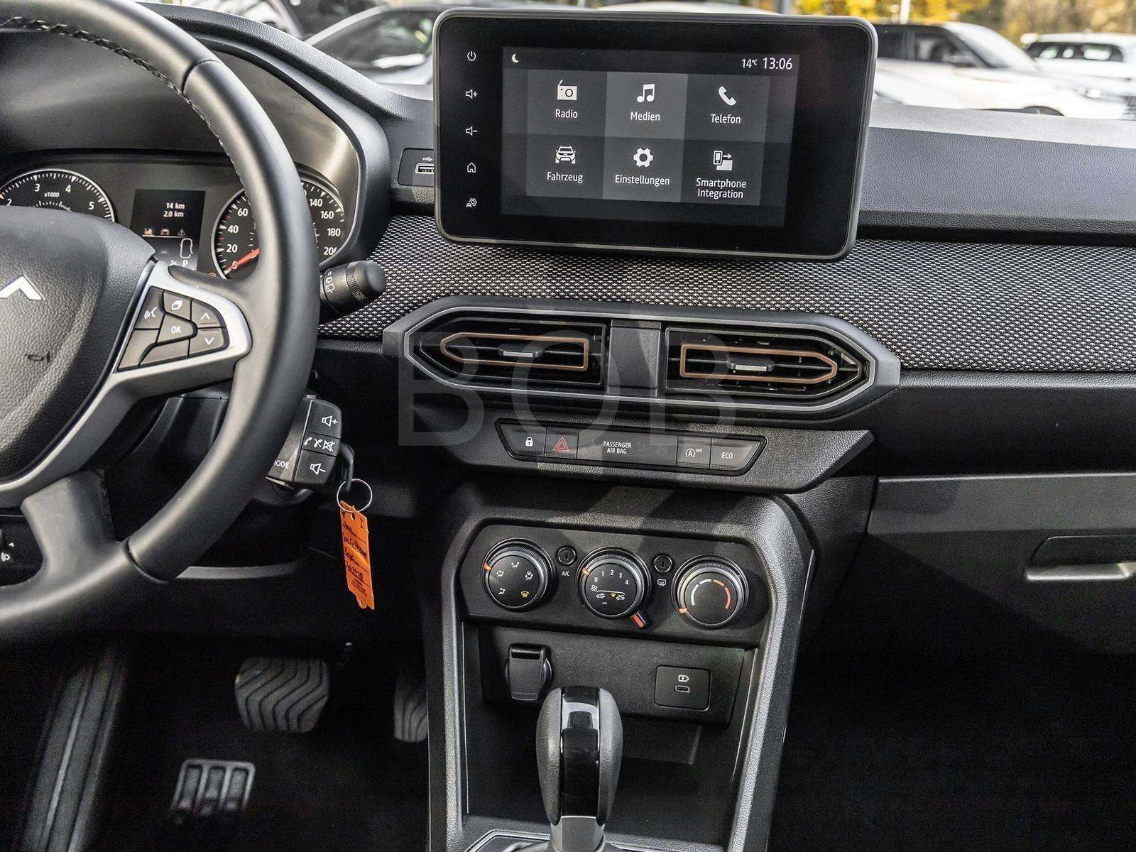 Fahrzeugbild eines Dacia Sandero