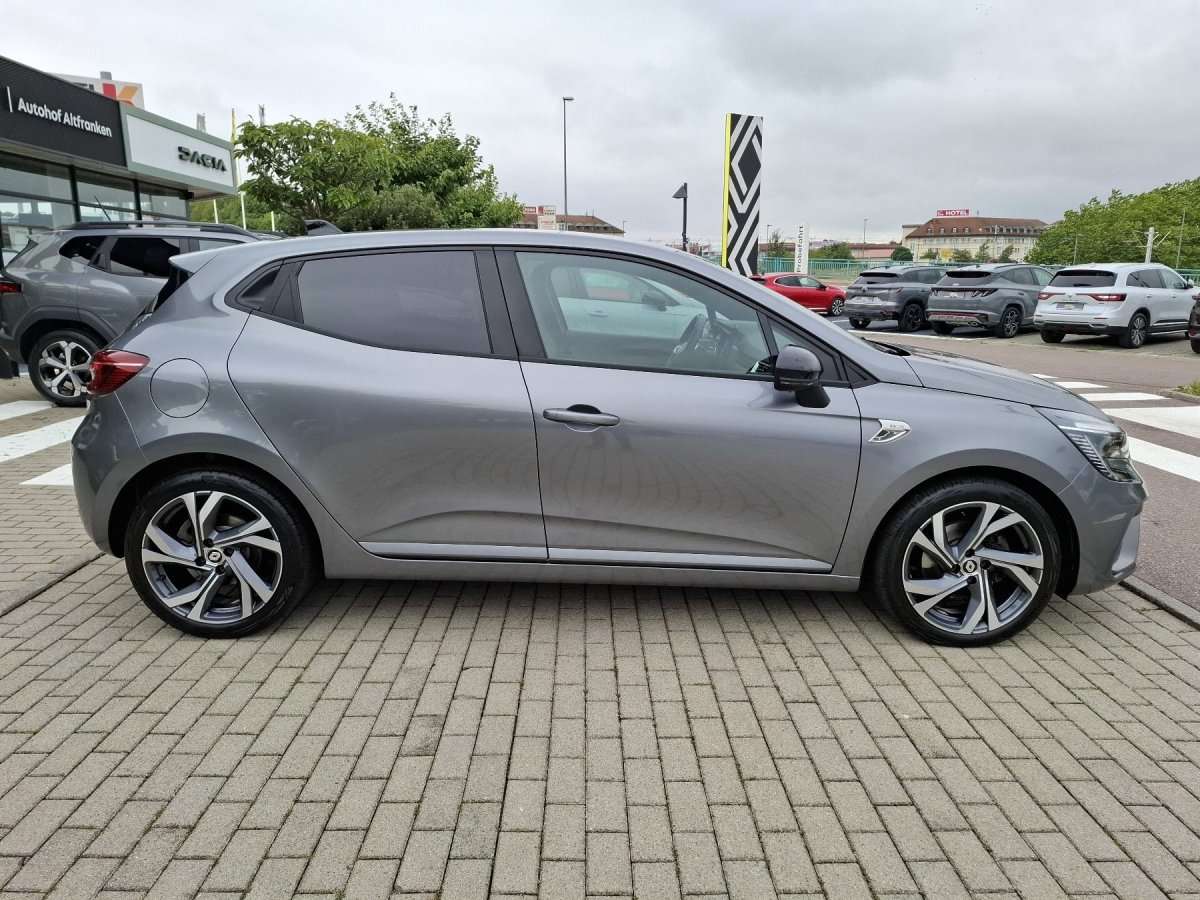 Fahrzeugbild eines Renault Clio