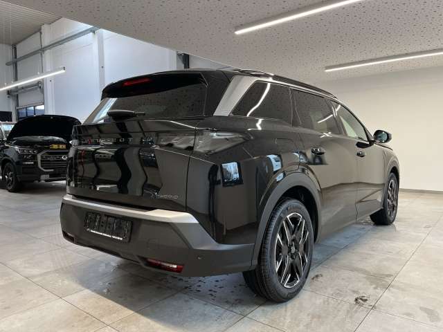 Fahrzeugbild eines Peugeot 5008