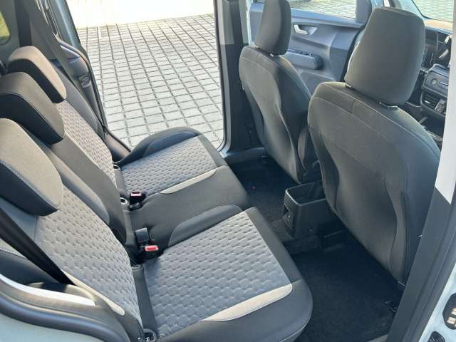 Fahrzeugbild eines Ford Tourneo Courier