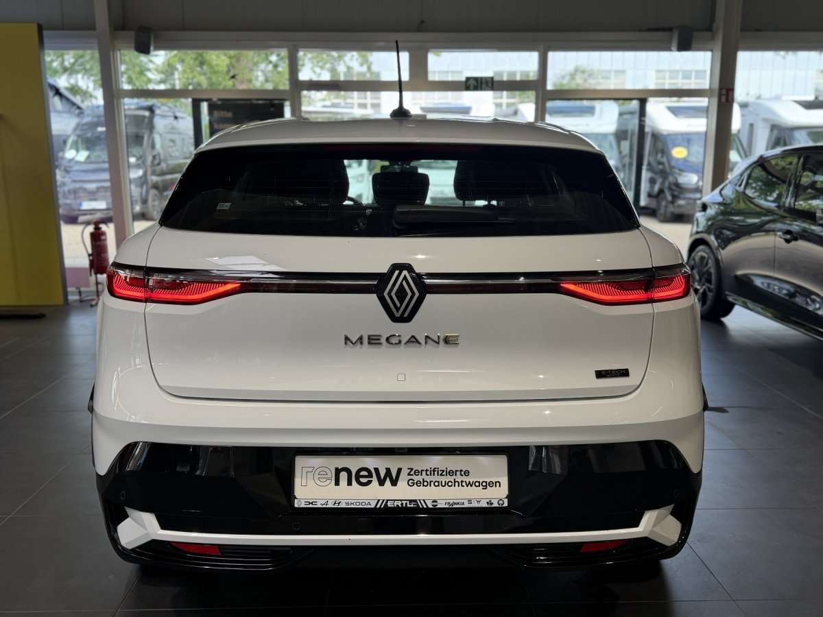 Fahrzeugbild eines Renault Megane E-TECH