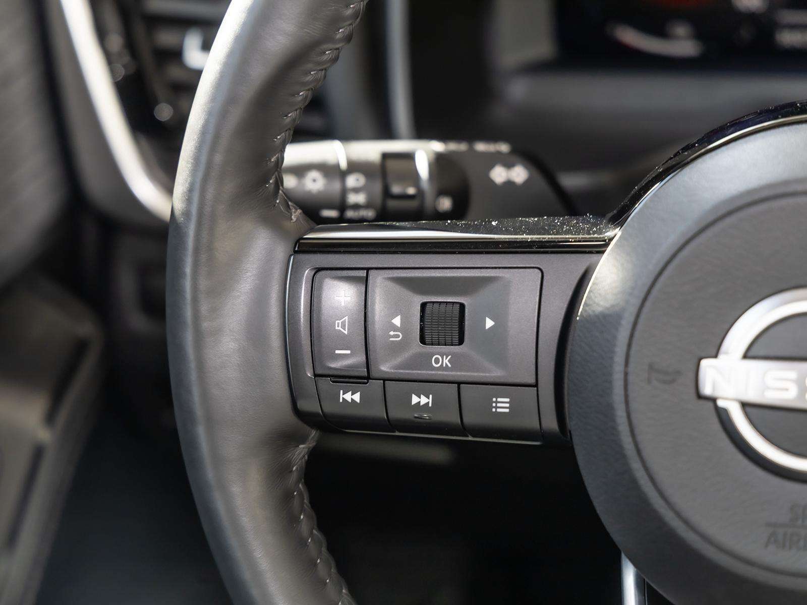 Fahrzeugbild eines Nissan X-TRAIL