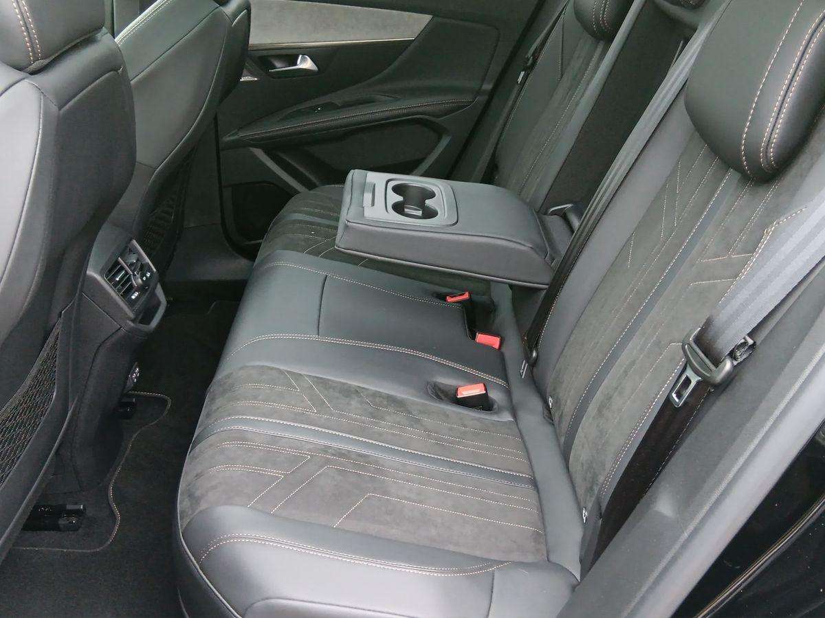 Fahrzeugbild eines Peugeot 3008