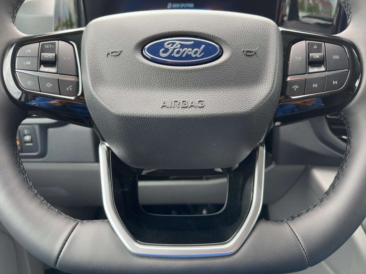 Fahrzeugbild eines Ford Transit Custom