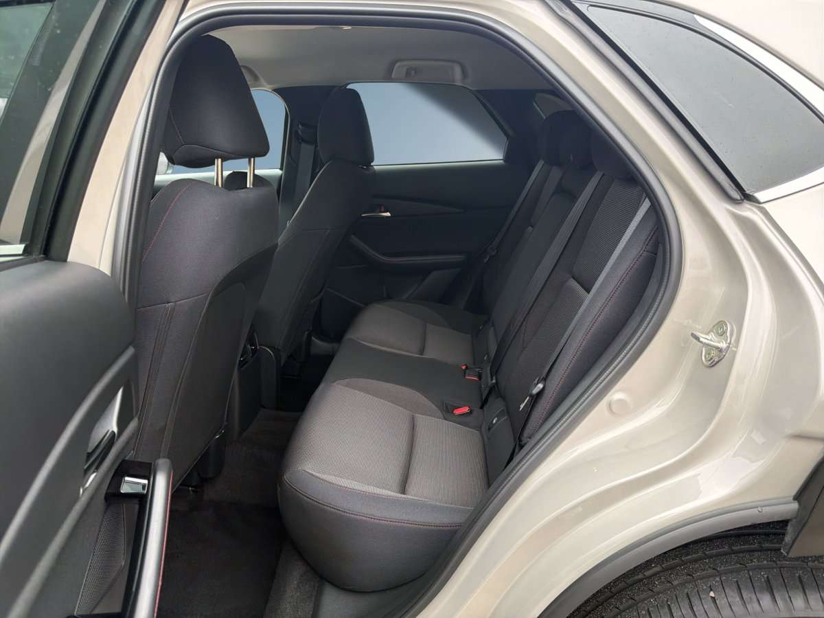 Fahrzeugbild eines Mazda CX-30