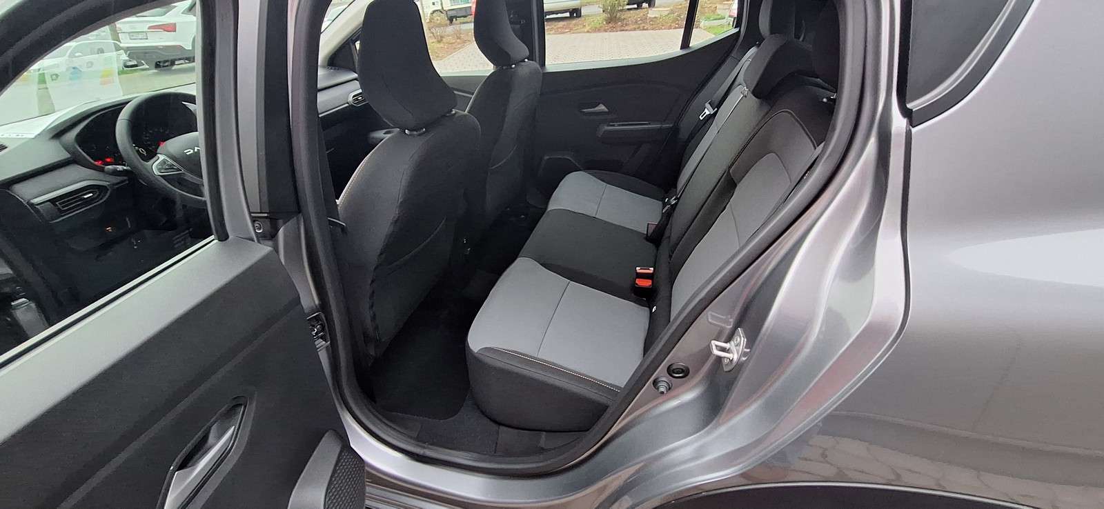 Fahrzeugbild eines Dacia Sandero