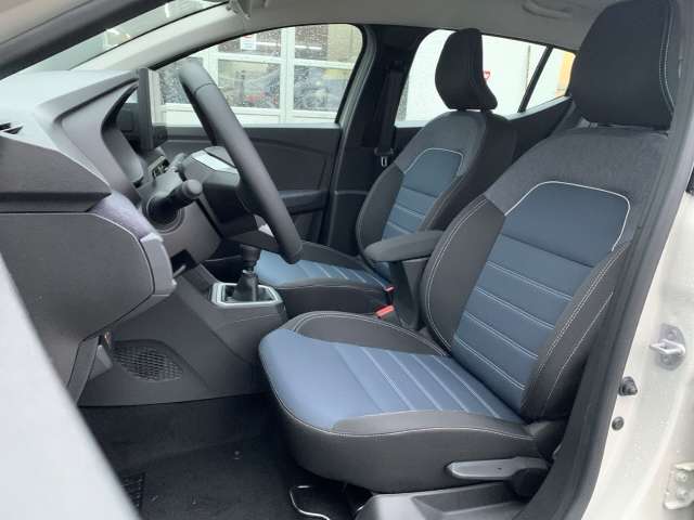 Fahrzeugbild eines Dacia Sandero