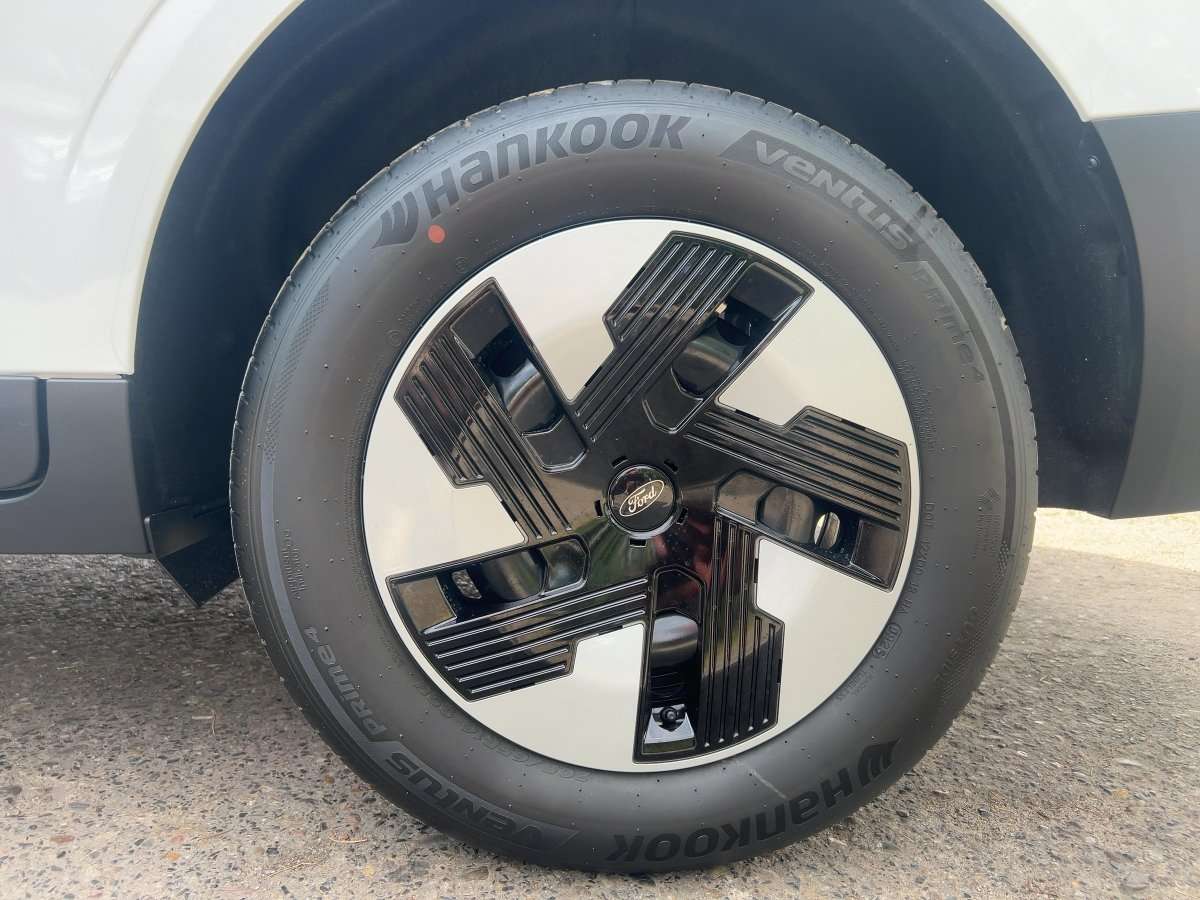 Fahrzeugbild eines Ford Transit Courier