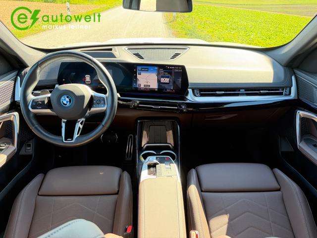 Fahrzeugbild eines BMW iX1
