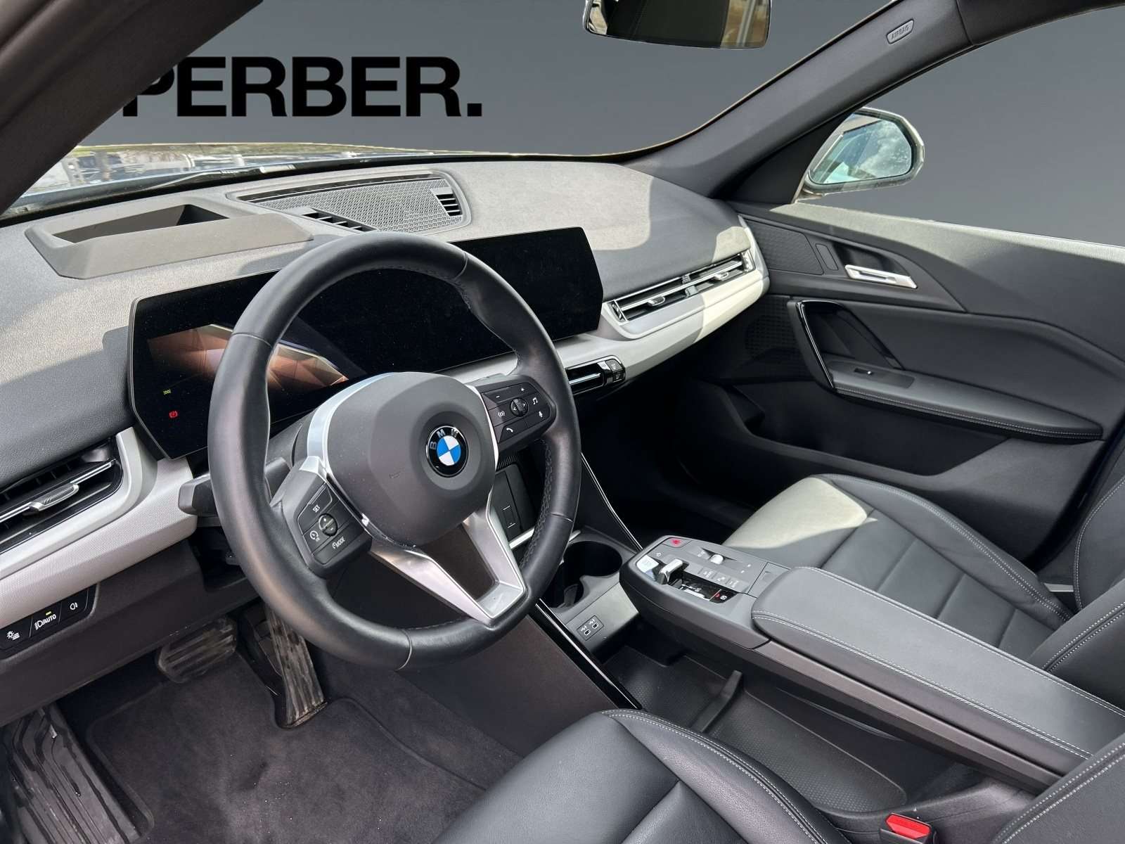 Fahrzeugbild eines BMW X1