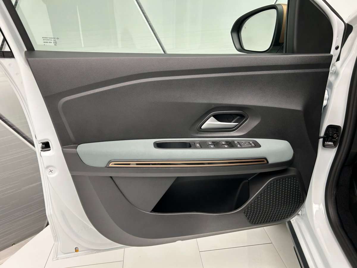 Fahrzeugbild eines Dacia Jogger