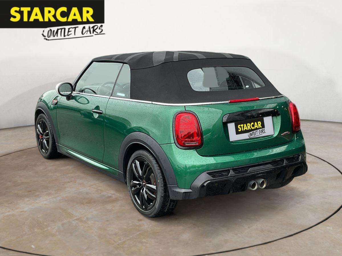 Fahrzeugbild eines MINI MINI