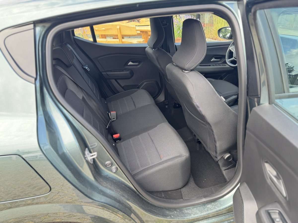 Fahrzeugbild eines Dacia Sandero