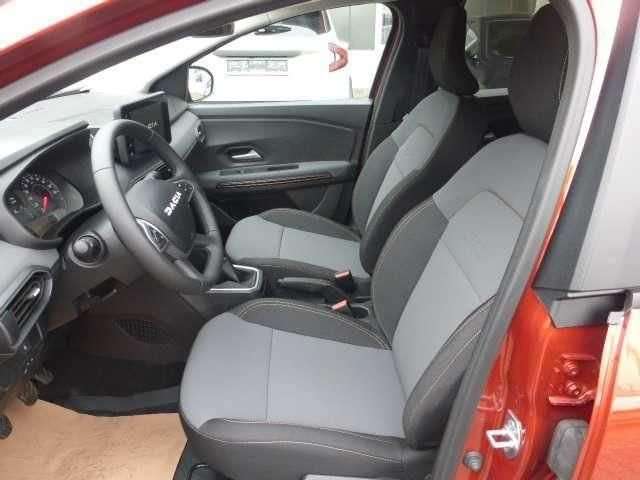 Fahrzeugbild eines Dacia Jogger