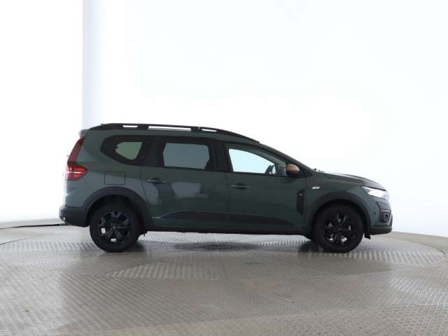 Fahrzeugbild eines Dacia Jogger