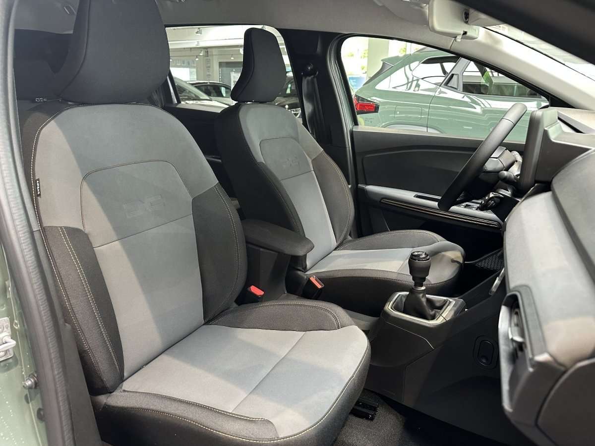 Fahrzeugbild eines Dacia Jogger