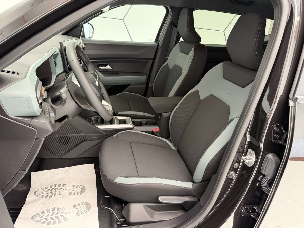 Fahrzeugbild eines Dacia Duster
