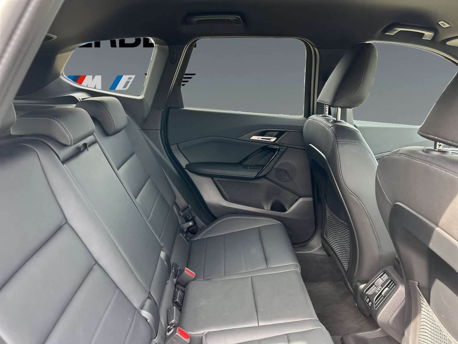 Fahrzeugbild eines BMW X1