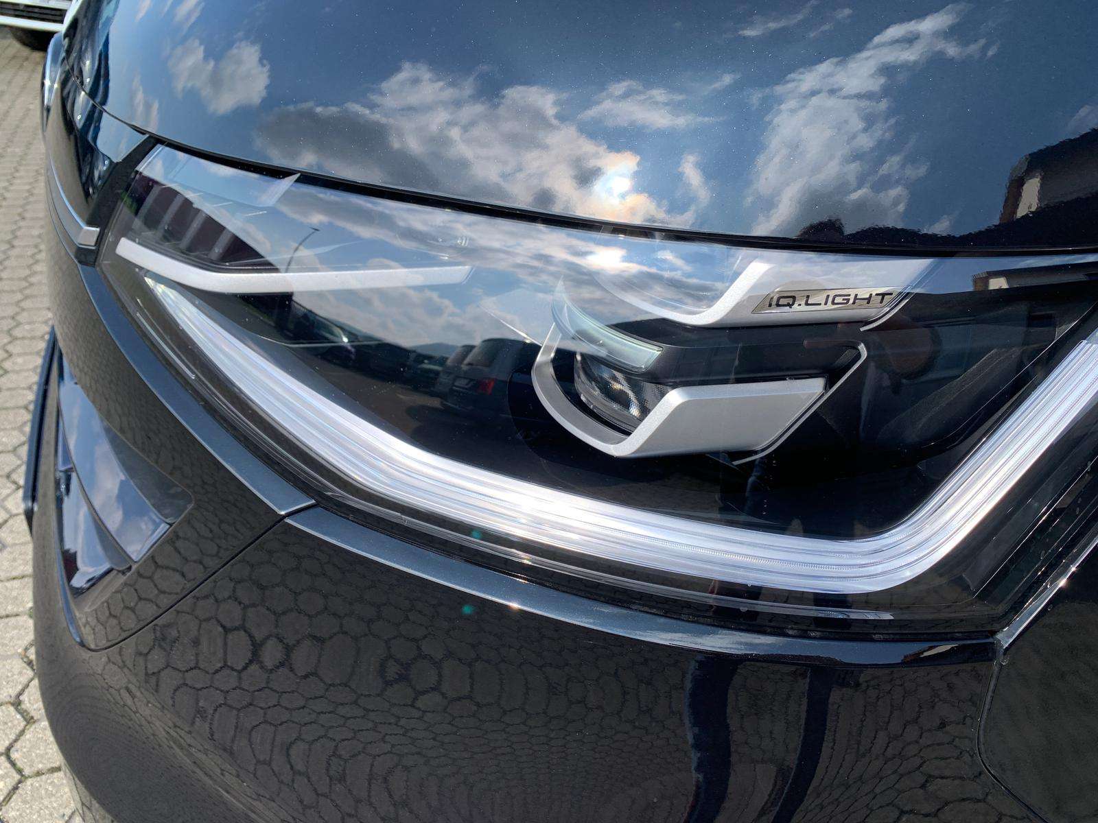 Fahrzeugbild eines Volkswagen Caravelle