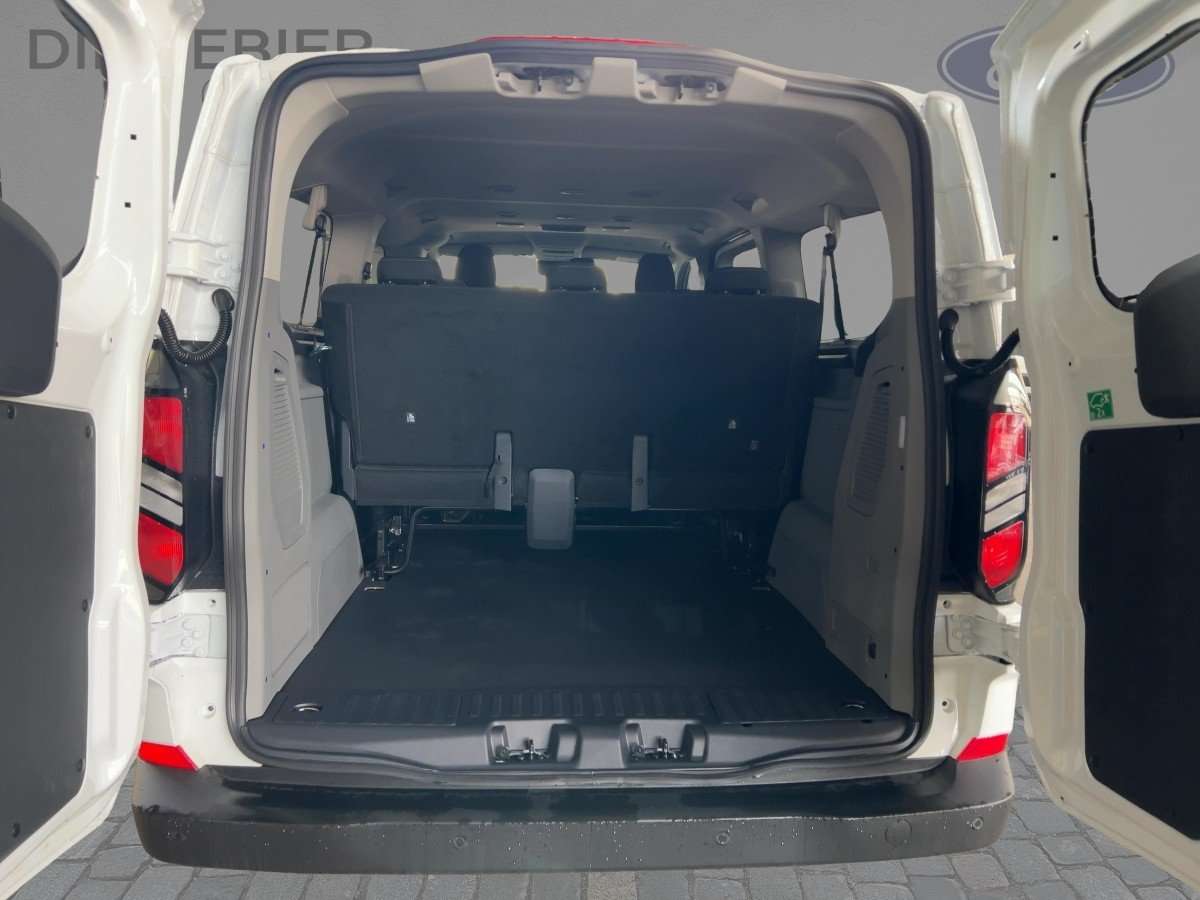 Fahrzeugbild eines Ford Transit Custom