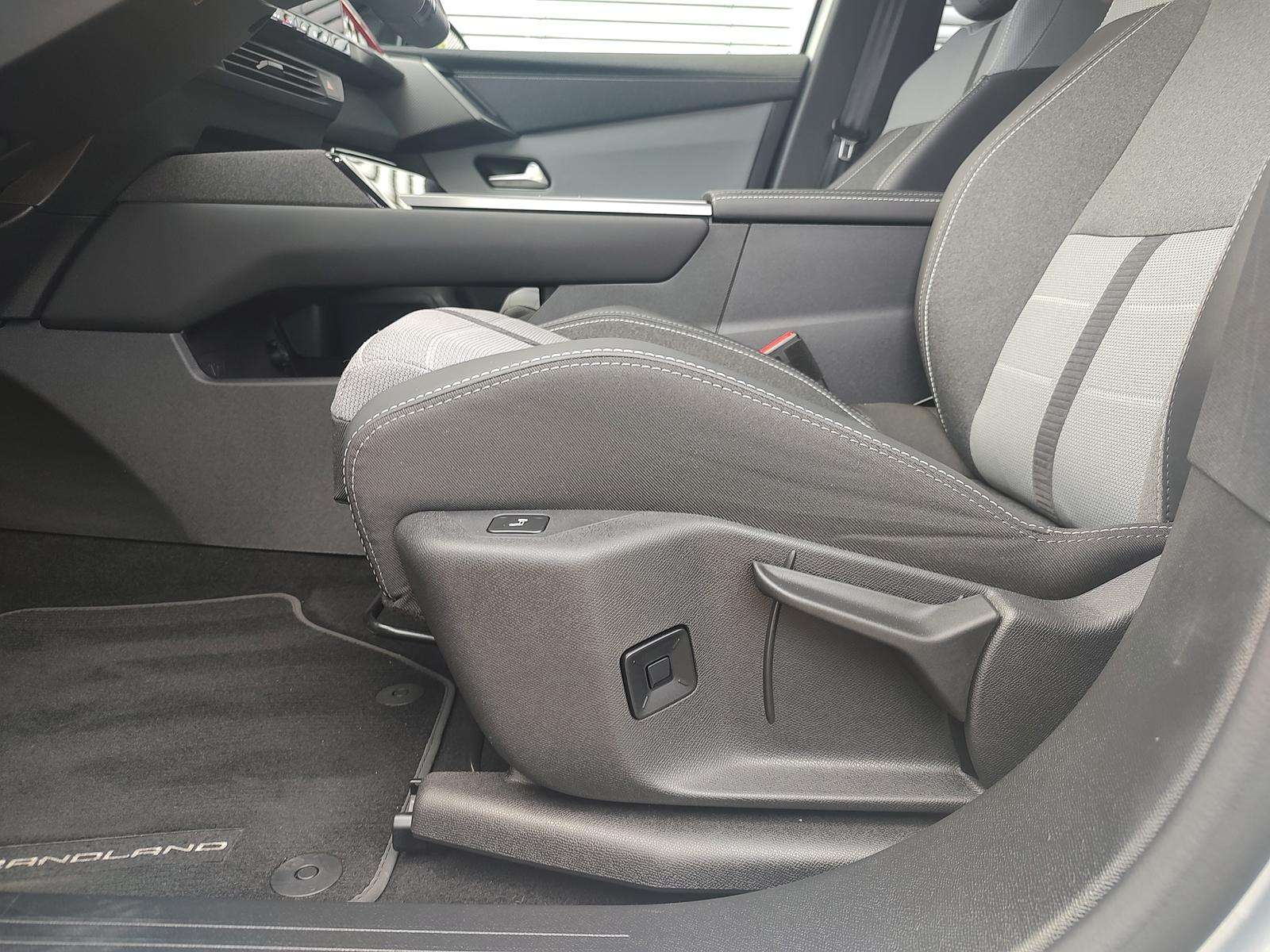 Fahrzeugbild eines Opel Grandland X