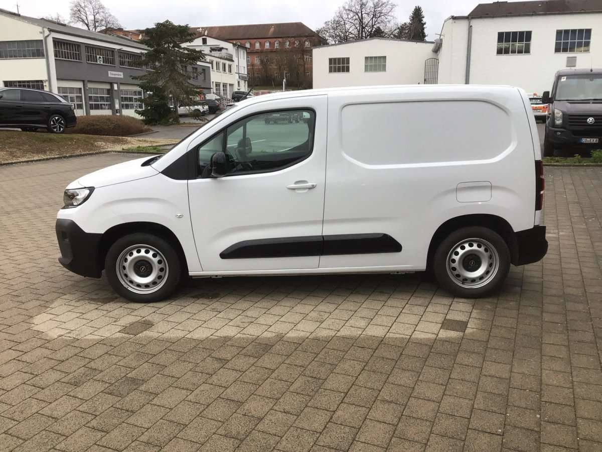 Fahrzeugbild eines Opel Combo