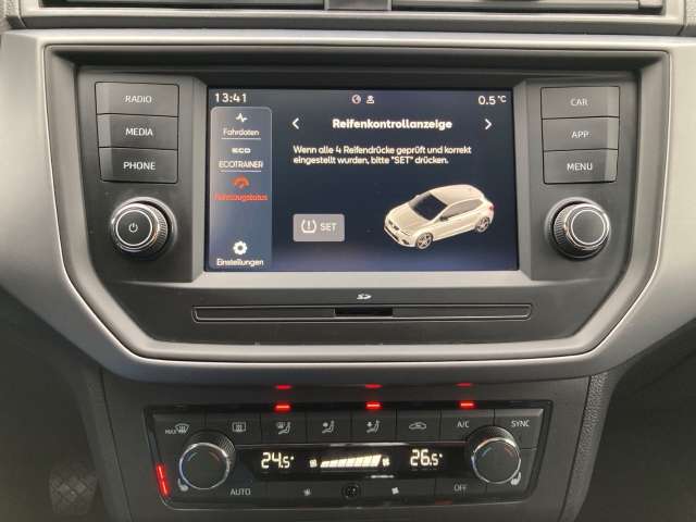 Fahrzeugbild eines SEAT Ibiza