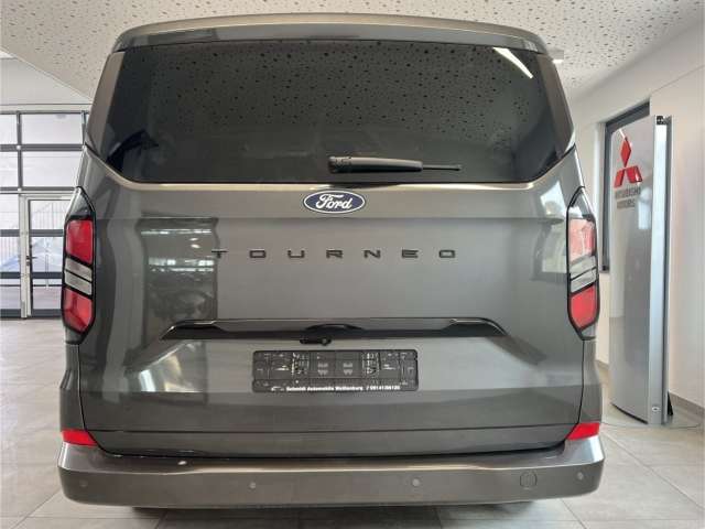Fahrzeugbild eines Ford Tourneo Custom