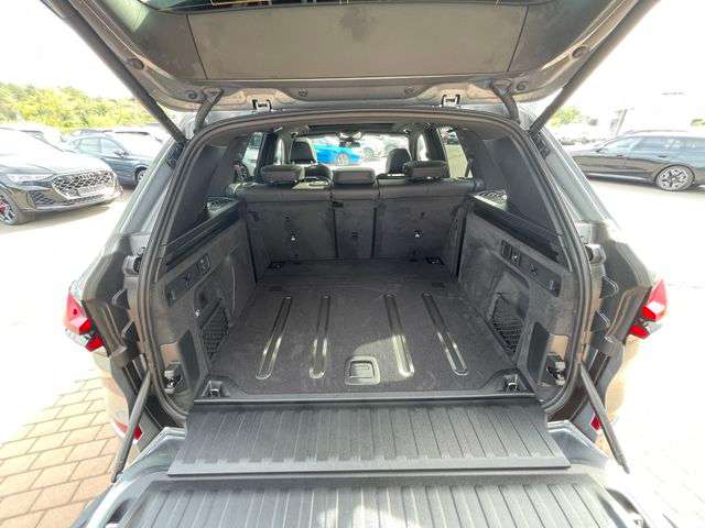Fahrzeugbild eines BMW X5