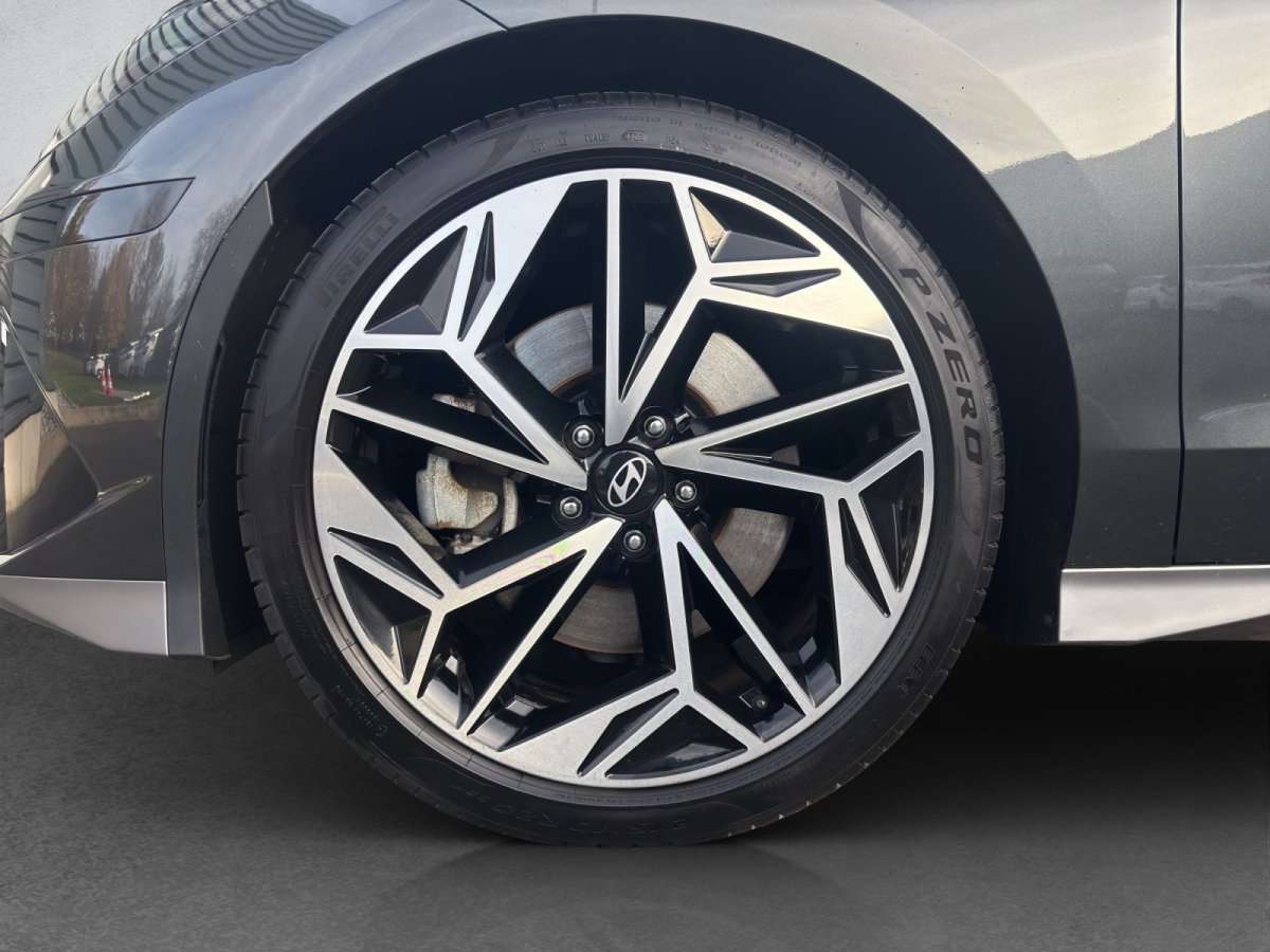 Fahrzeugbild eines Hyundai IONIQ 6