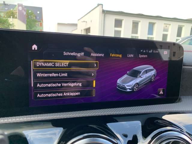 Fahrzeugbild eines Mercedes-Benz CLA