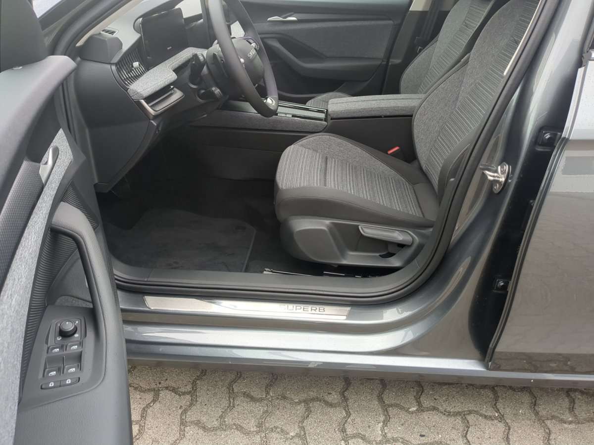 Fahrzeugbild eines Skoda Superb