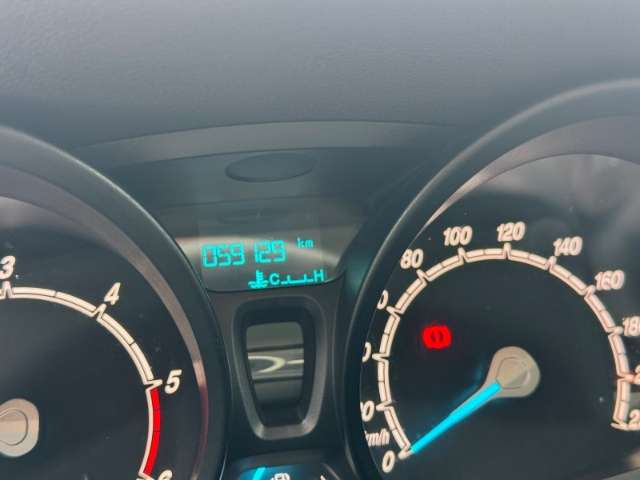 Fahrzeugbild eines Ford Transit Courier