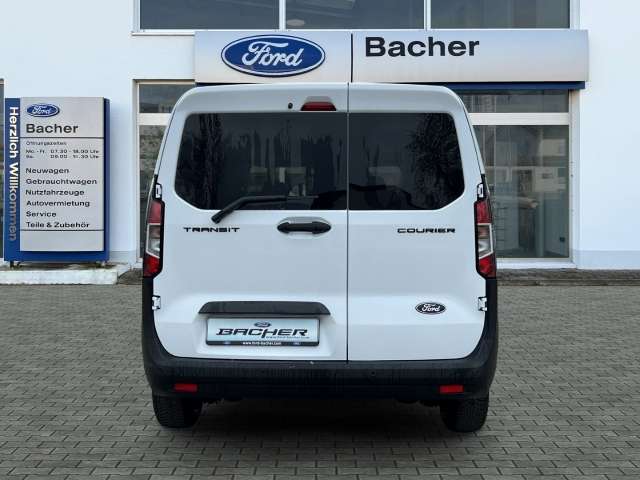 Fahrzeugbild eines Ford Transit Courier