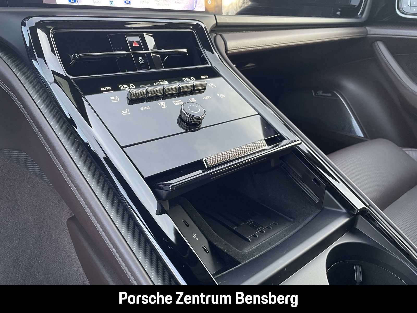 Fahrzeugbild eines Porsche Panamera