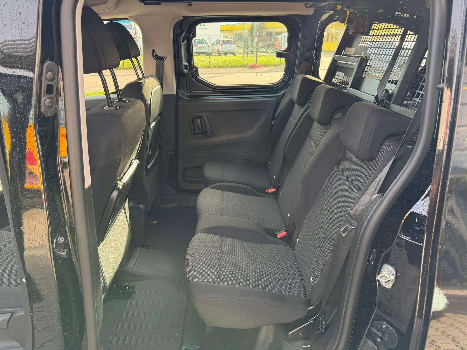 Fahrzeugbild eines Opel Combo