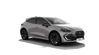 Schräge Frontansicht auf einen Renault Clio , freigestellt