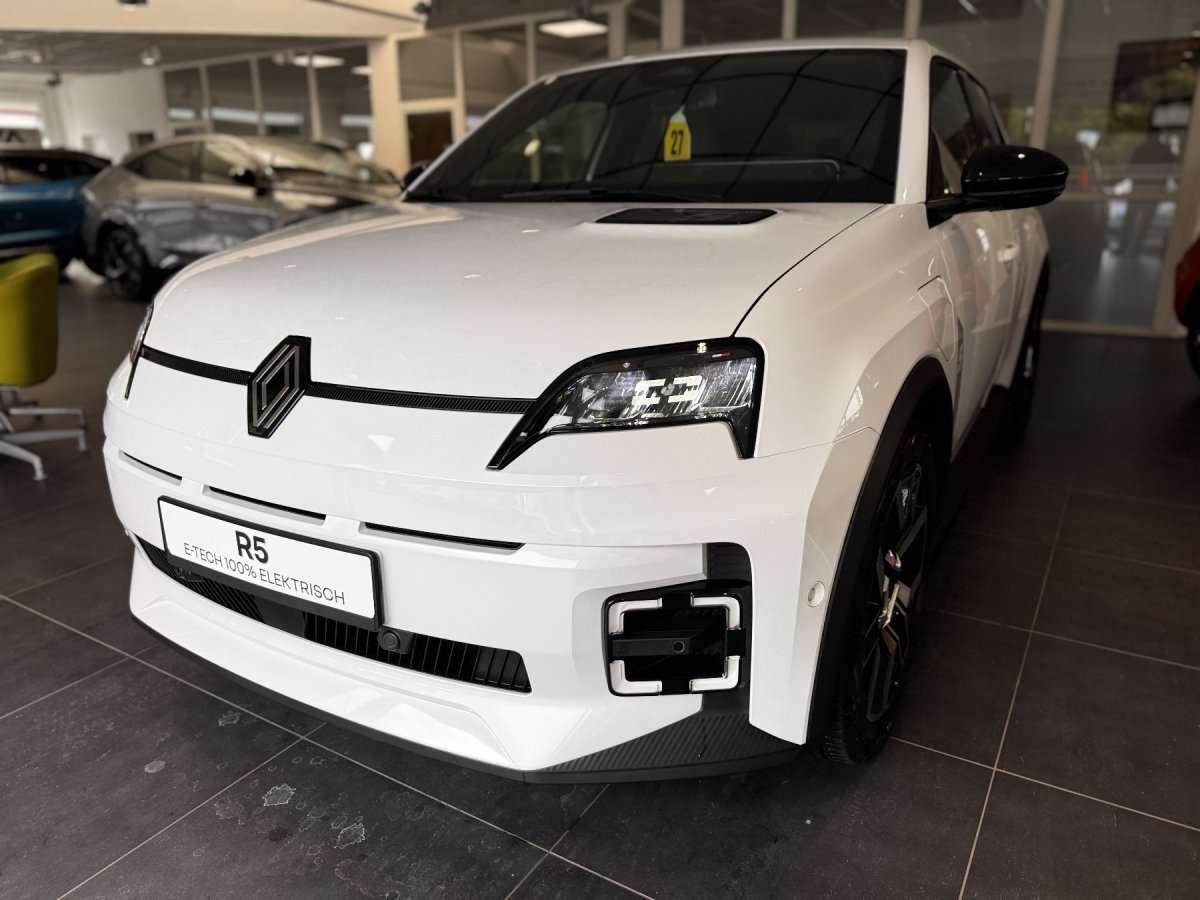 Fahrzeugbild eines Renault 5 E-TECH