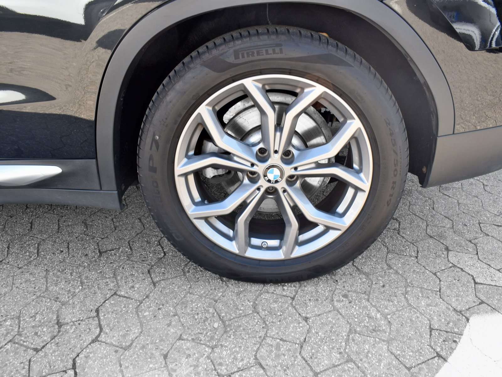 Fahrzeugbild eines BMW X3